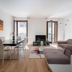  Apartamento San Marco Prestige With Terrace By Wonderful Italy Italia