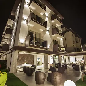 *** Hotel Pineta Mare Italia